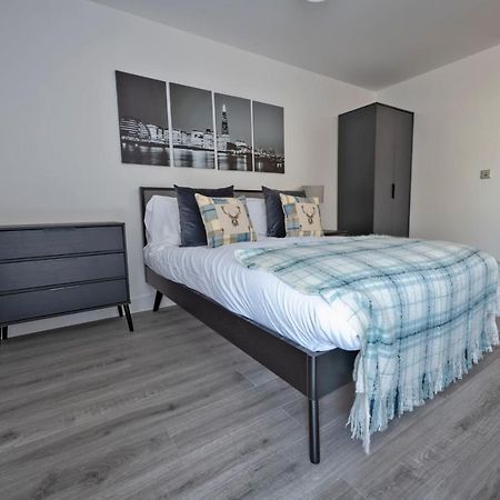 Seven Living Ashford - Modern And Spacious Apartments Exterior photo
